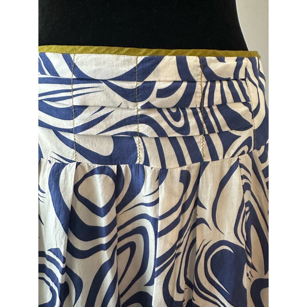 Cabi #470 Lombard Blue Swirl Print Midi Skirt - Picture 3 of 7